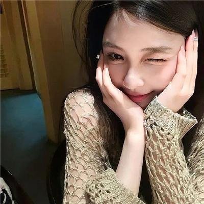 芙烈达·卡萝的自画像